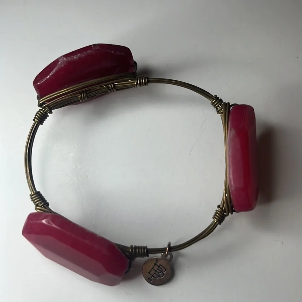 𝅺BOURBON and Bowties Dusty Rose Bangle